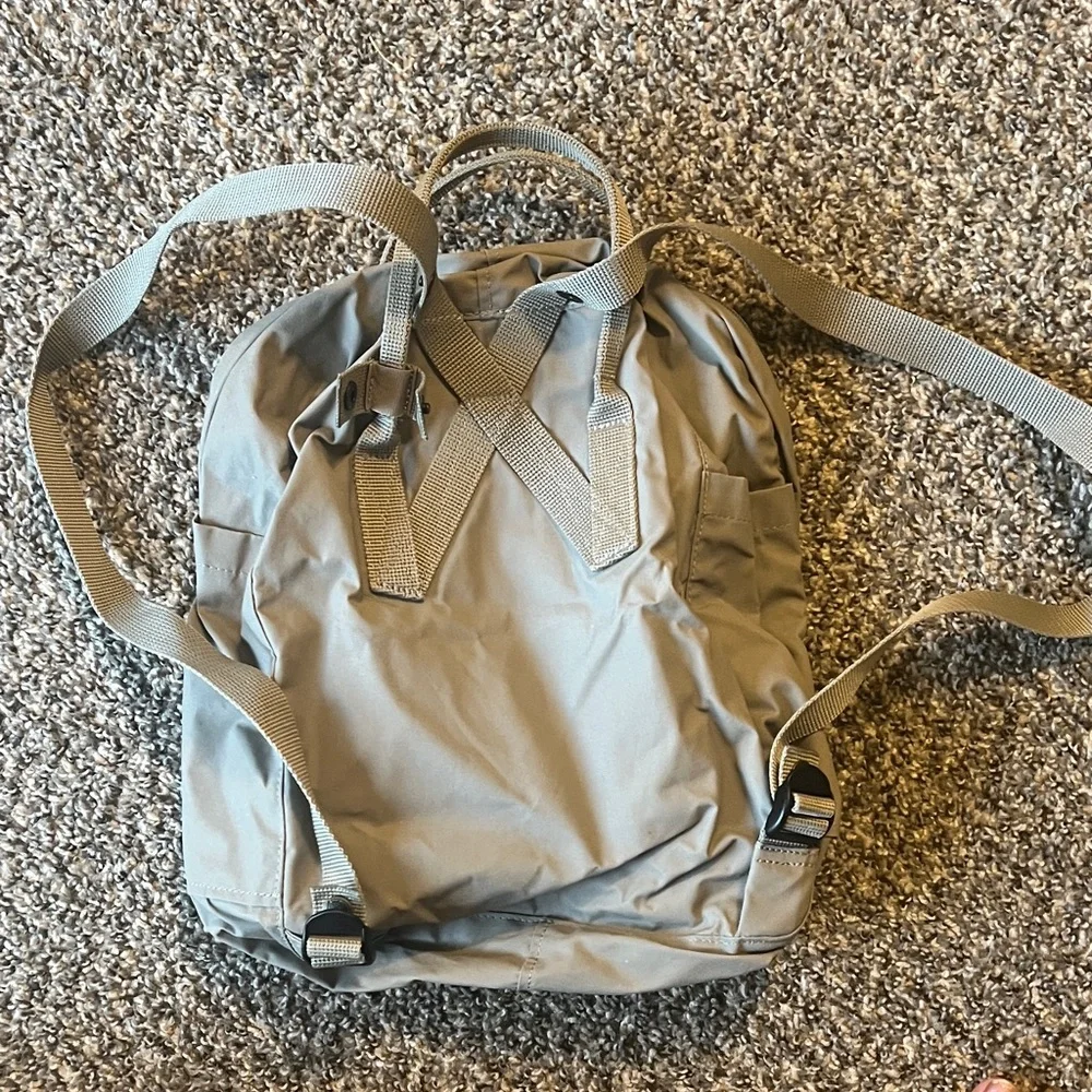 Fjallraven Kanken Backpack in Fog